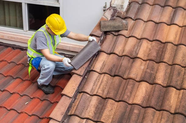 How to Choose the Right Roofing Contractor How to Choose the Right Roofing Contractor
